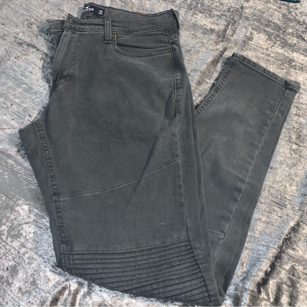 Hollister Jeans sz 32x34-NWT